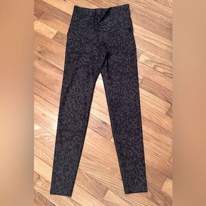 Old Navy Active Powersoft Leopard Leggings